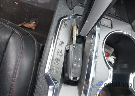 2011 Chevrolet Equinox 2Lt z USA, uszkodzony, nr VIN 2GNALPEC3B1201025